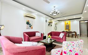 Olive Service Apartments Safdarjung Enclave